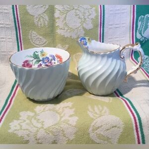 Aynsley England Soft Pale Blue/Gold Trim Bone China Mini Creamer Sugar Bowl Set